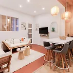 شقة Old Town Place Rossetti Themed 2br Full Air Conditioning *