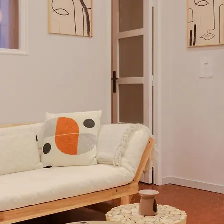 Old Town Place Rossetti Themed 2br Full Air Conditioning ニース